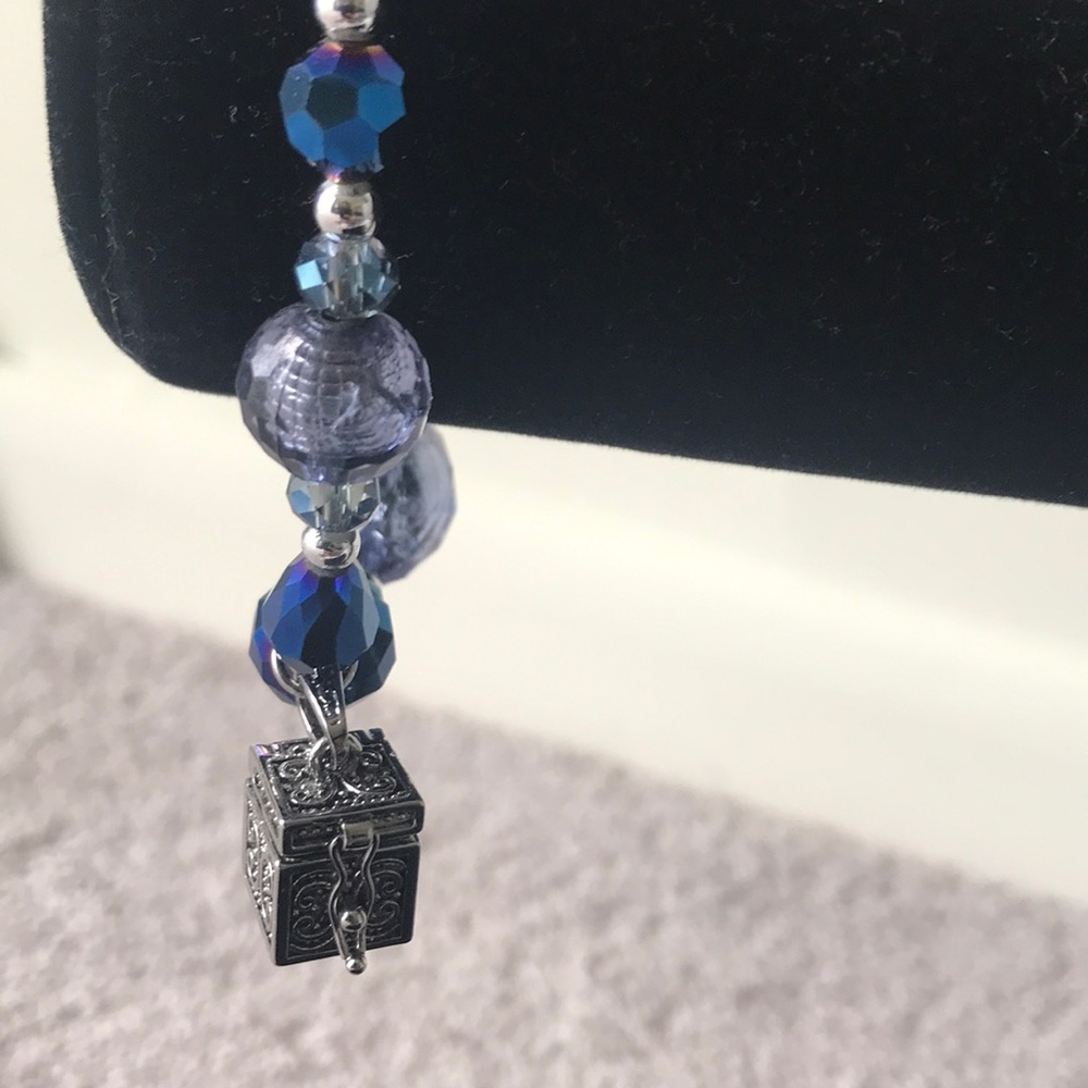 bracelate